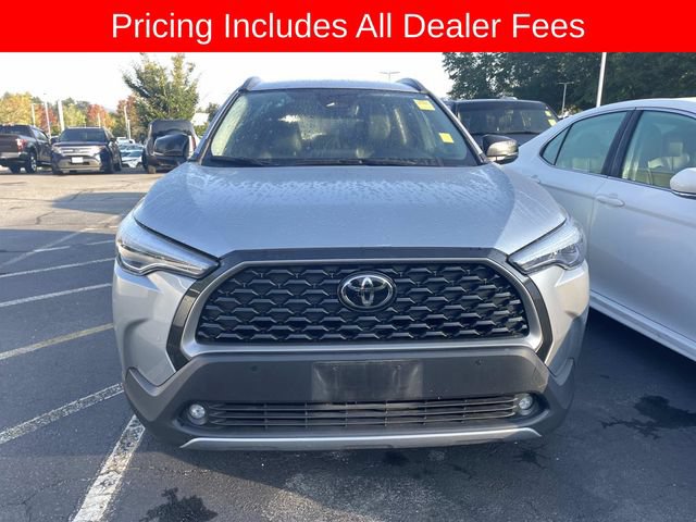 Used 2025 Toyota Corolla Cross XLE FWD image 13