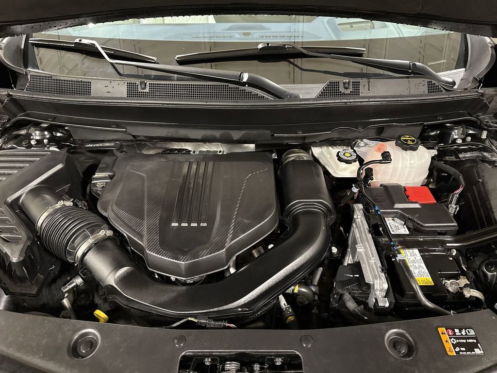 Certified 2025 Buick Enclave Avenir w/ Super Cruise Package image 24