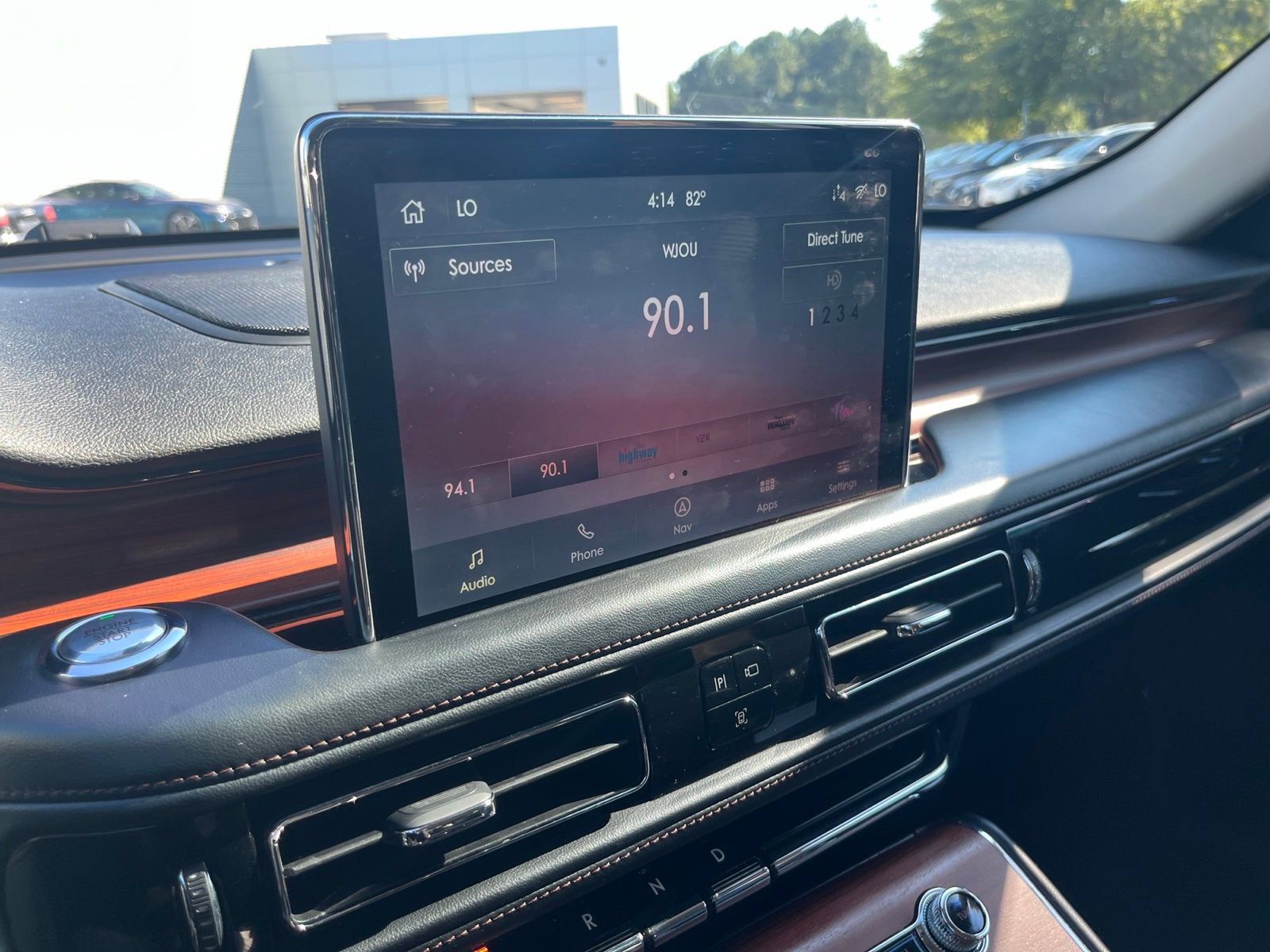 Used 2021 Lincoln Aviator Reserve RWD image 24