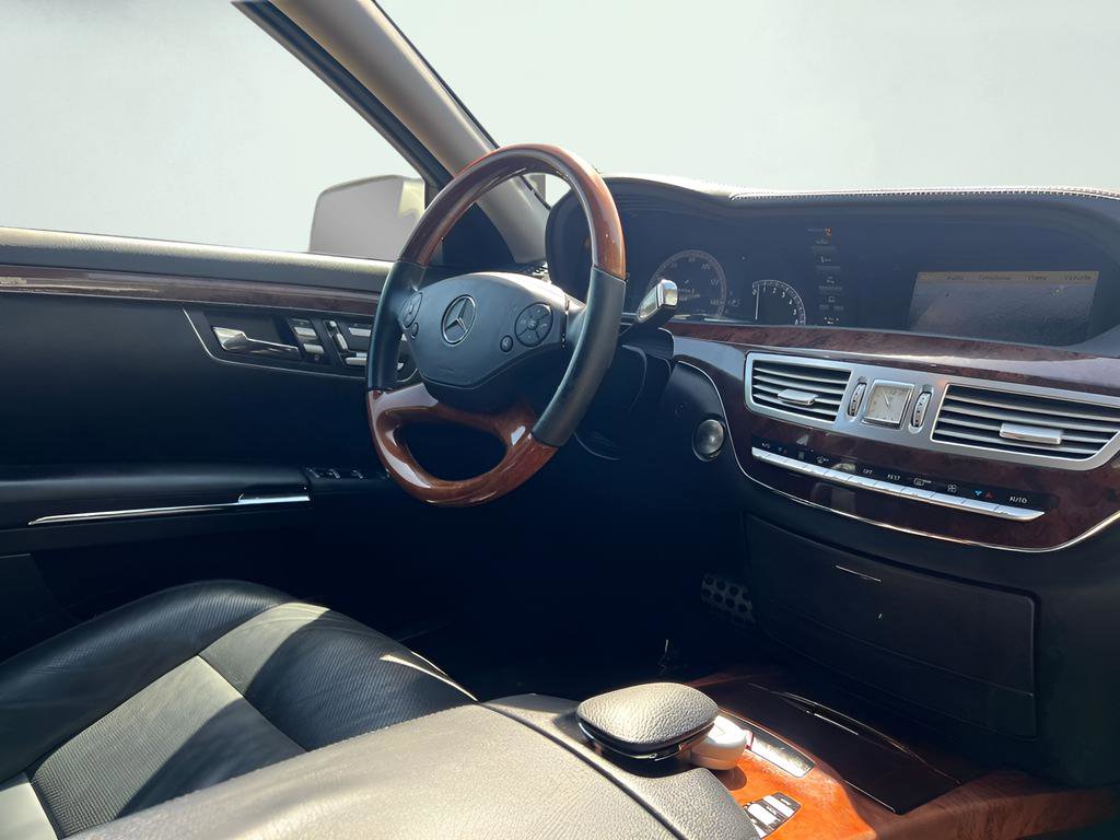 Used 2010 Mercedes-Benz S 550 image 33