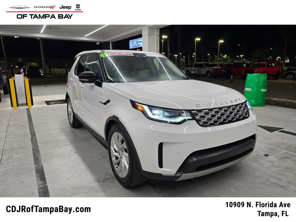 Used 2025 Land Rover Discovery S AWD/4WD image 1