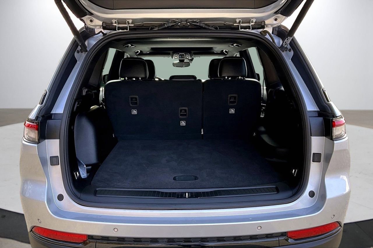 Certified 2023 Jeep Grand Cherokee Altitude image 25