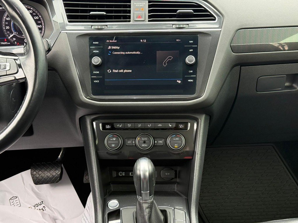 Used 2018 Volkswagen Tiguan SEL Premium AWD/4WD image 17