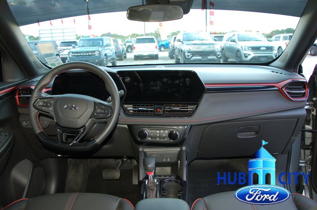 Used 2026 Chevrolet TrailBlazer RS FWD image 18