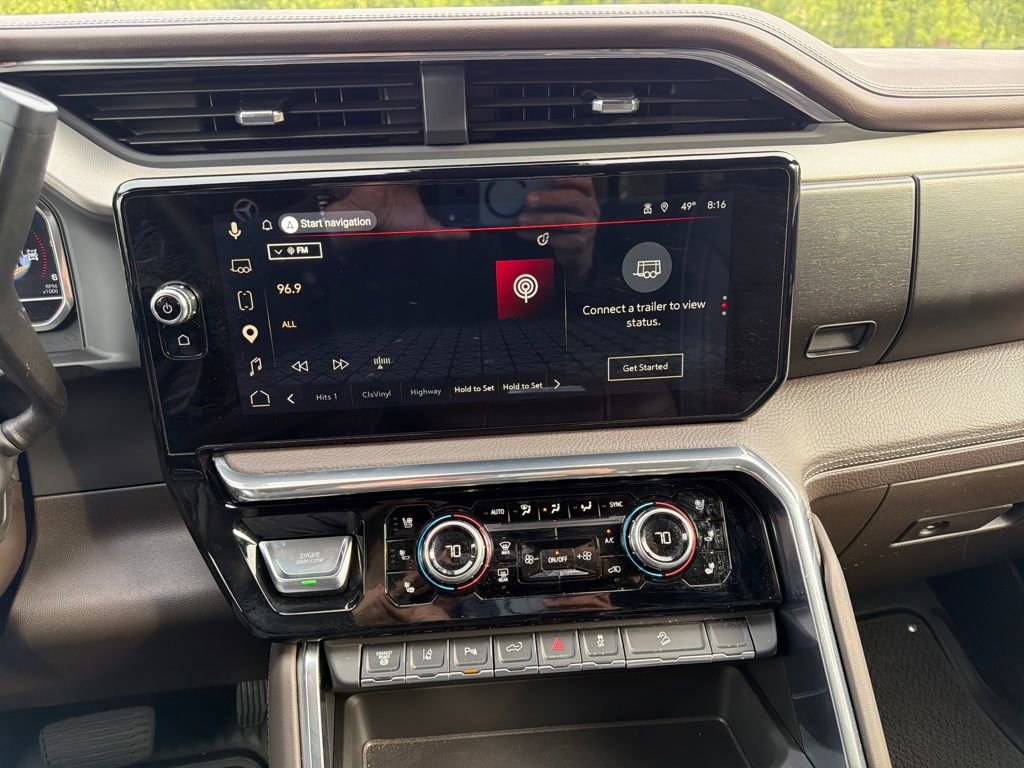 Used 2025 GMC Sierra 2500 Denali w/ Denali Reserve Package image 6