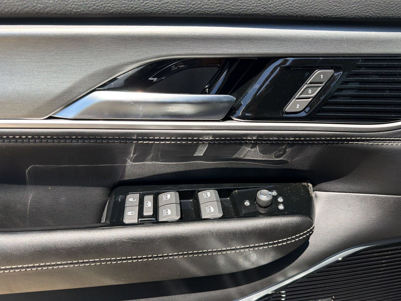 New 2026 Jeep Grand Wagoneer Limited AWD/4WD image 15