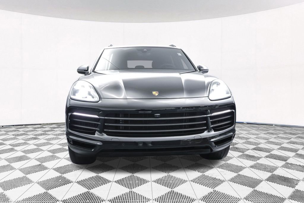 Used 2022 Porsche Cayenne Platinum Edition image 8