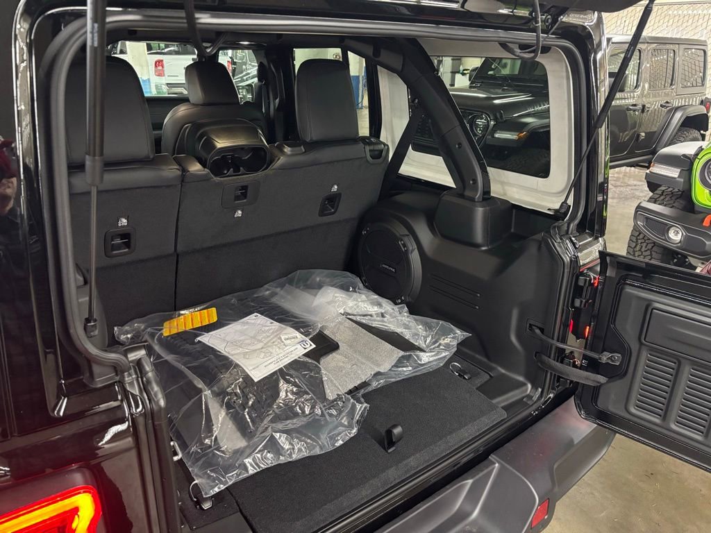 New 2026 Jeep Wrangler Sahara image 9