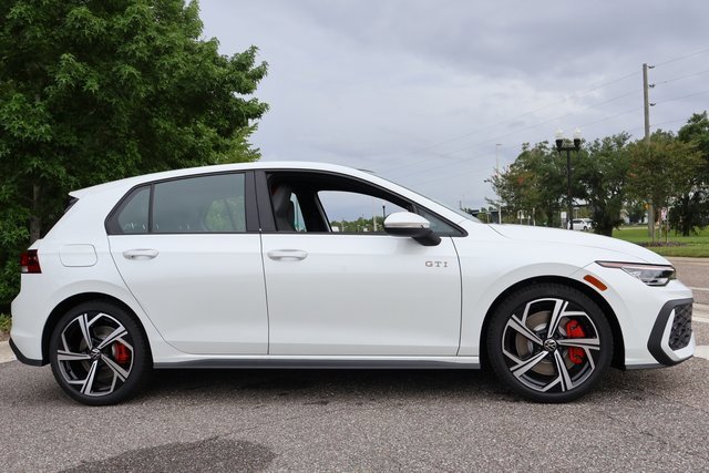 New 2025 Volkswagen GTI SE image 8
