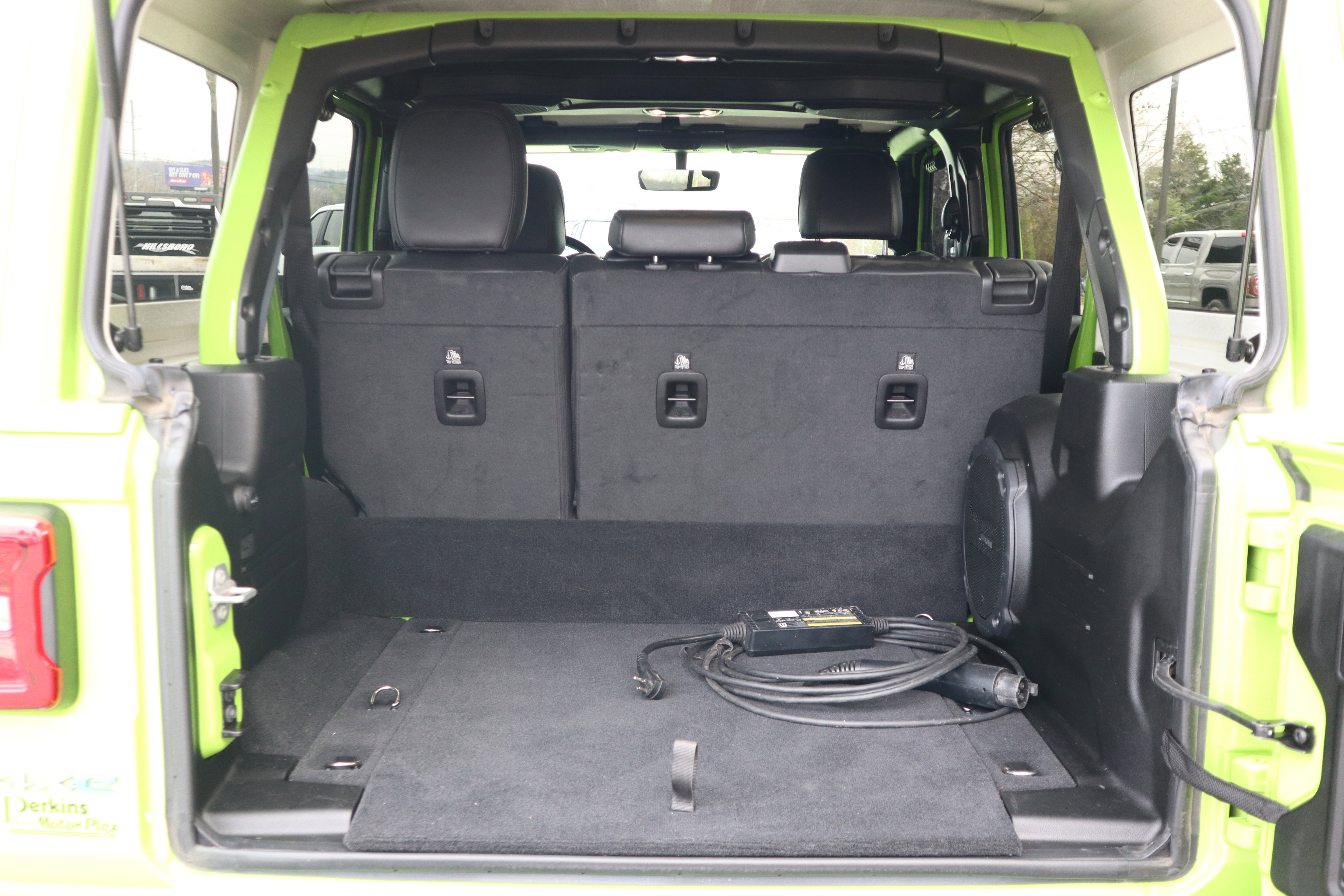 Used 2021 Jeep Wrangler Unlimited Sahara w/ Cold Weather Group image 33