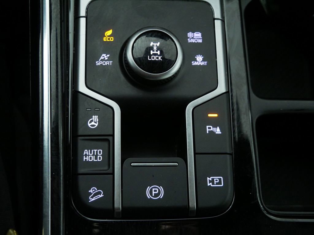 Certified 2025 Kia Sorento SX Prestige image 32