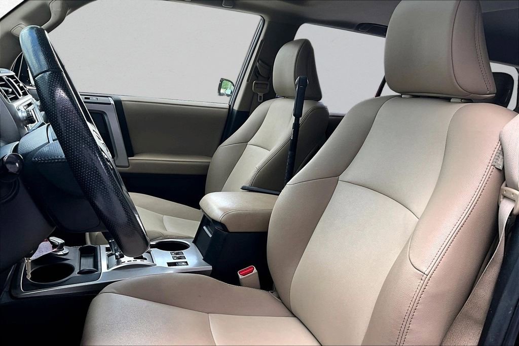 Used 2017 Chevrolet Silverado 1500 LT w/ All Star Edition image 21