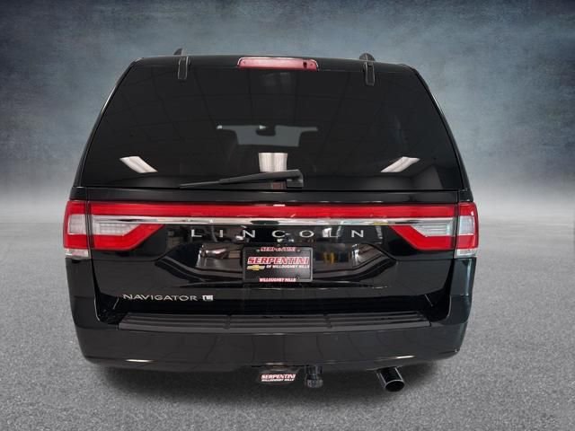 Used 2017 Lincoln Navigator L Reserve image 8