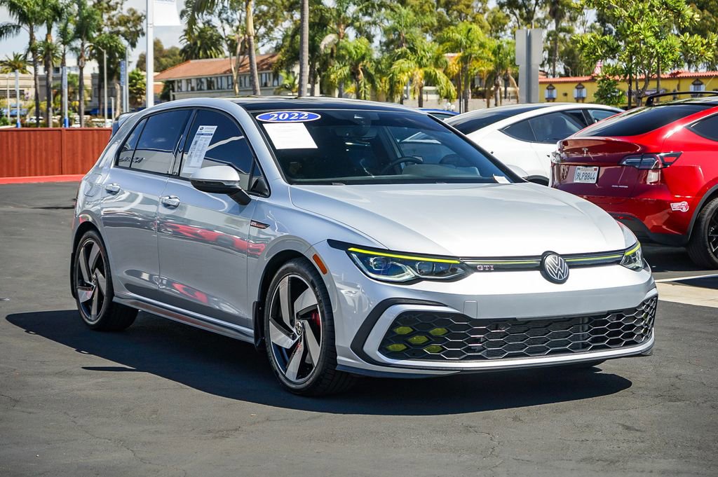 Used 2022 Volkswagen GTI SE image 3