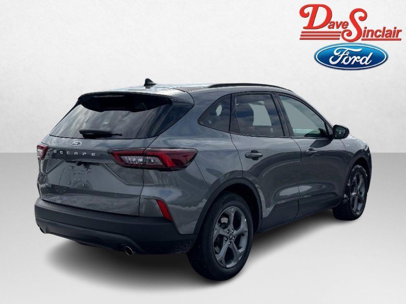 Used 2025 Ford Escape ST-Line FWD image 7