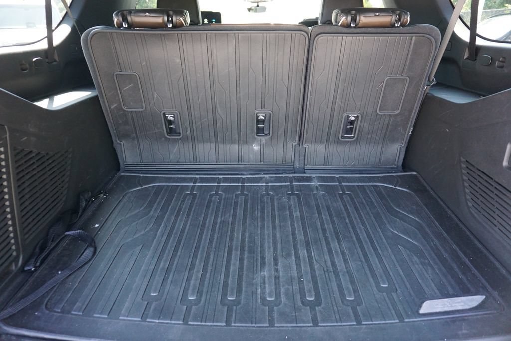 Used 2026 GMC Yukon XL Denali Ultimate AWD/4WD image 34