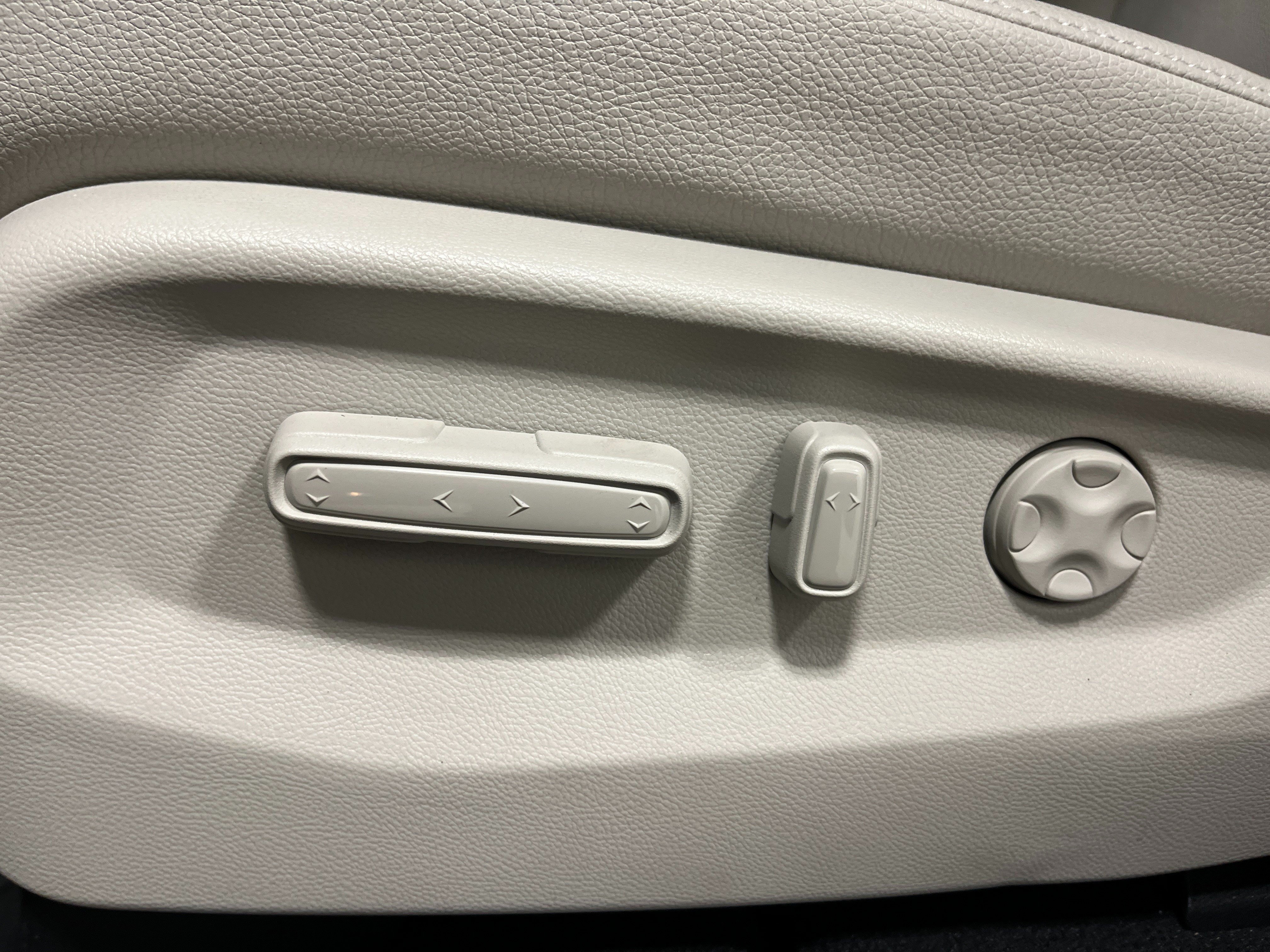 New 2026 Honda Odyssey EX-L image 14
