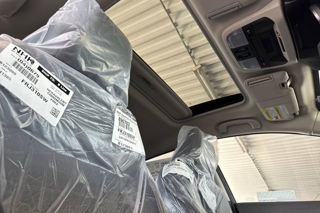 Used 2025 Subaru Crosstrek 2.5i Limited w/ Crosstrek Mirror Package image 15