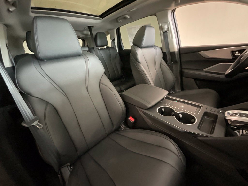 New 2026 Acura MDX SH-AWD image 18