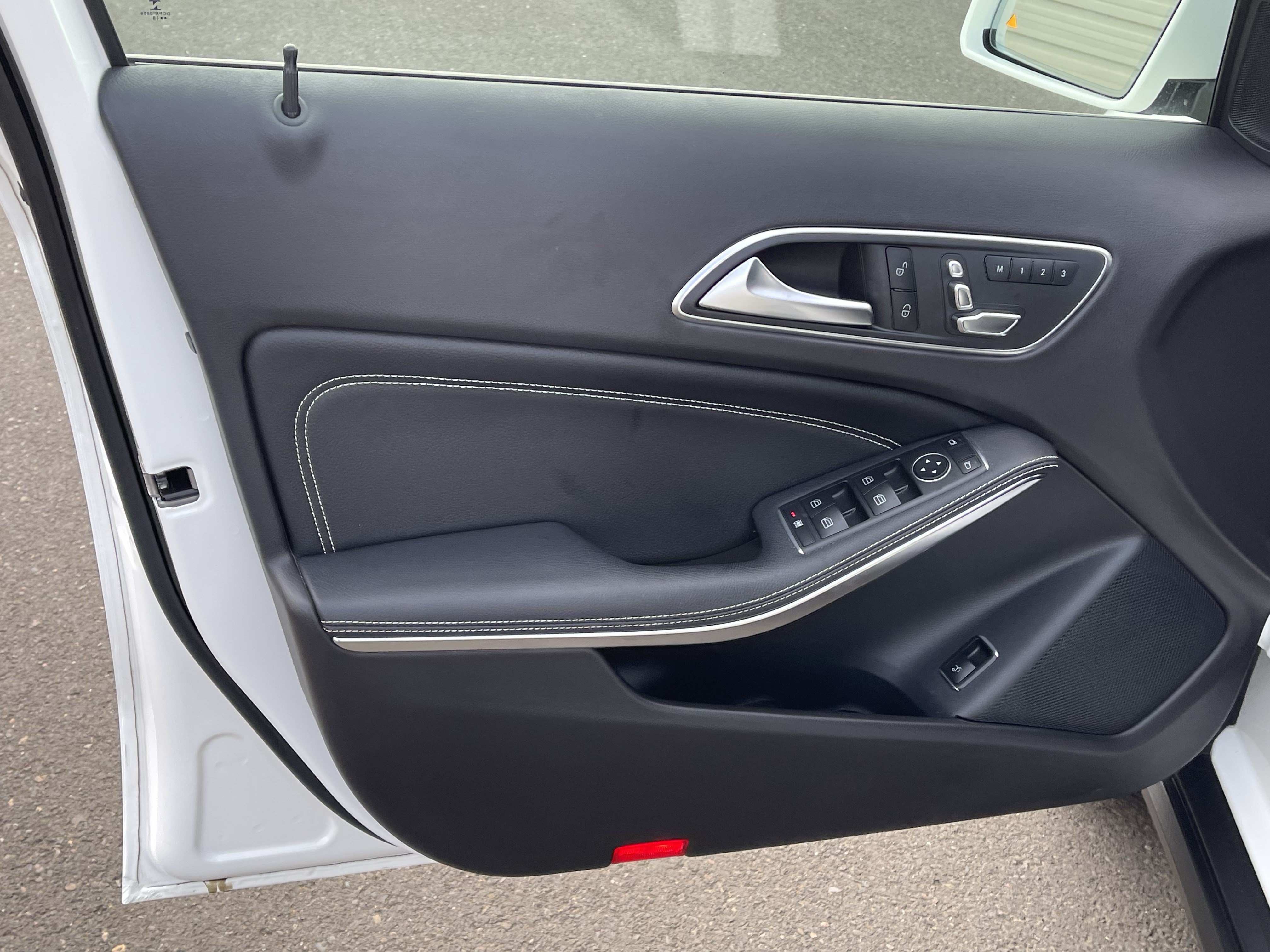 Used 2020 Mercedes-Benz GLA 250 image 16