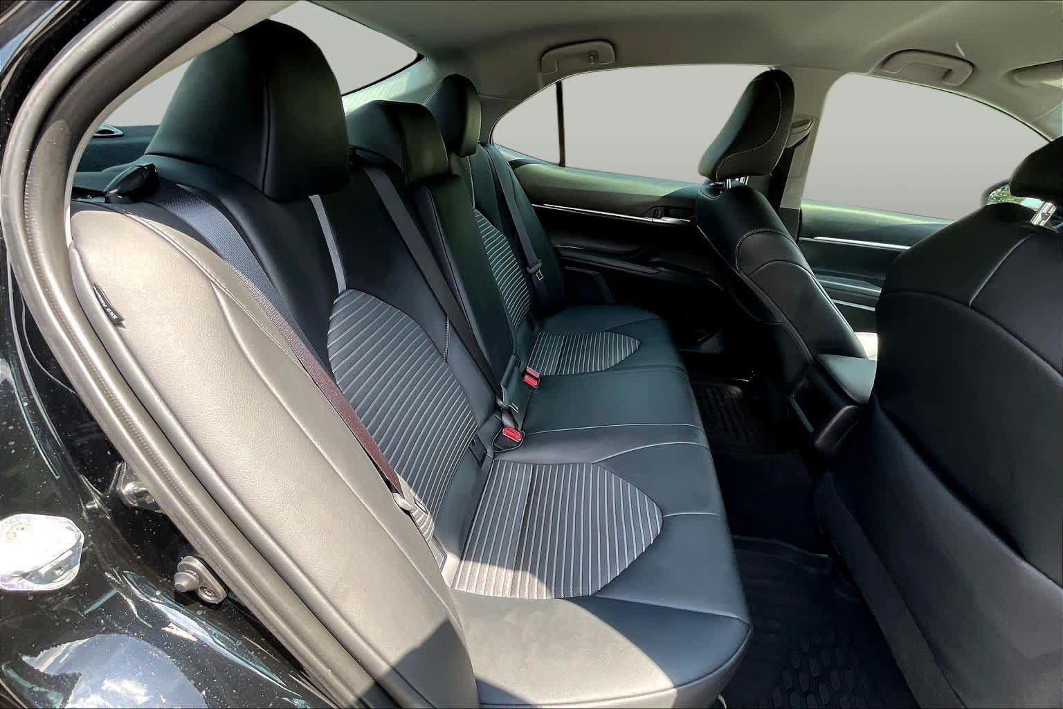 Used 2024 Toyota Camry SE w/ Convenience Package FWD image 20