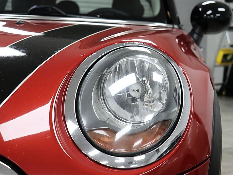 Used 2017 MINI Cooper 2-Door Hardtop FWD image 39