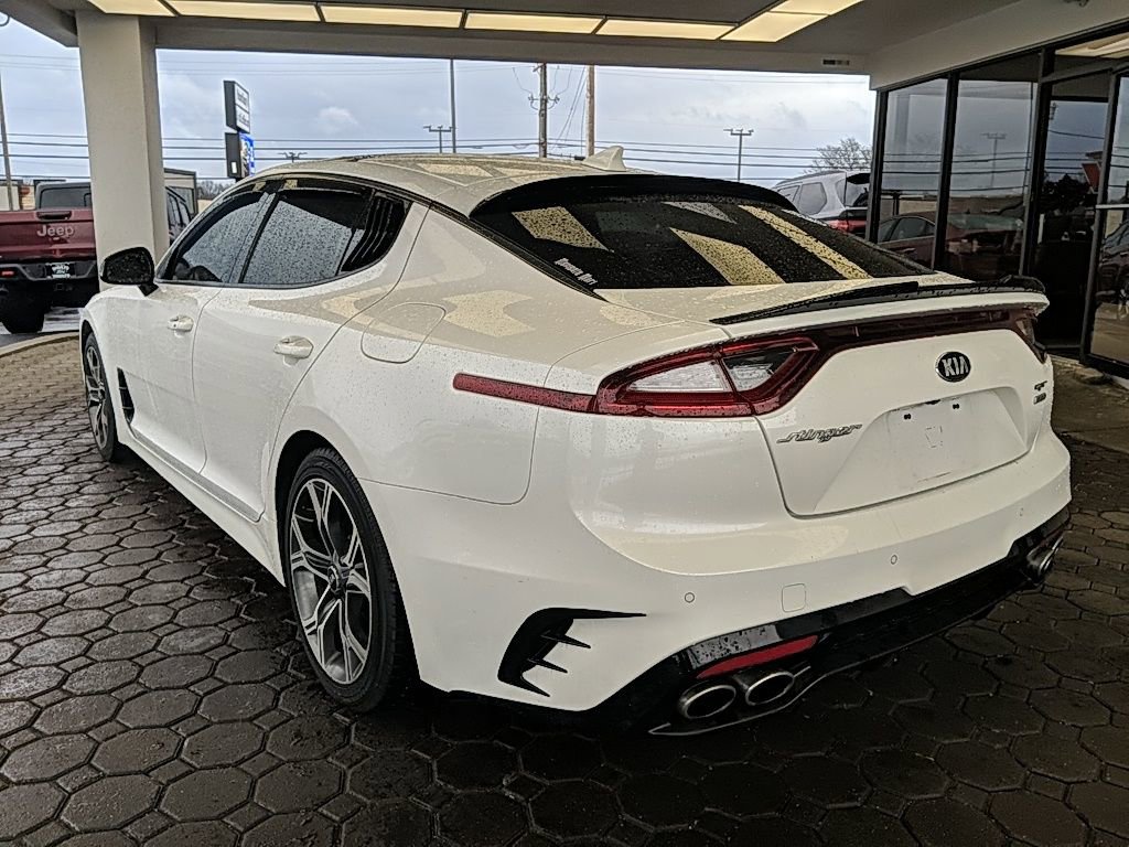 Used 2018 Kia Stinger GT2 image 9