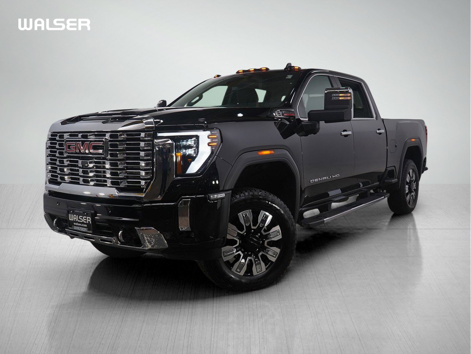 Used 2025 GMC Sierra 2500 Denali image 1