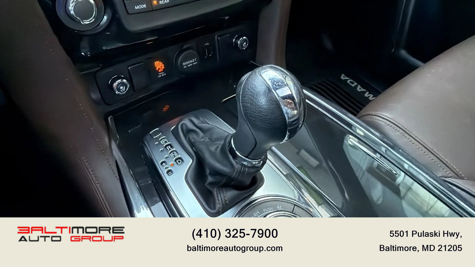 Used 2018 Nissan Armada Platinum image 40