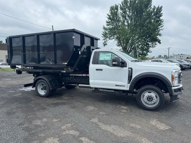 New 2026 Ford F550 4x4 Regular Cab Super Duty image 1