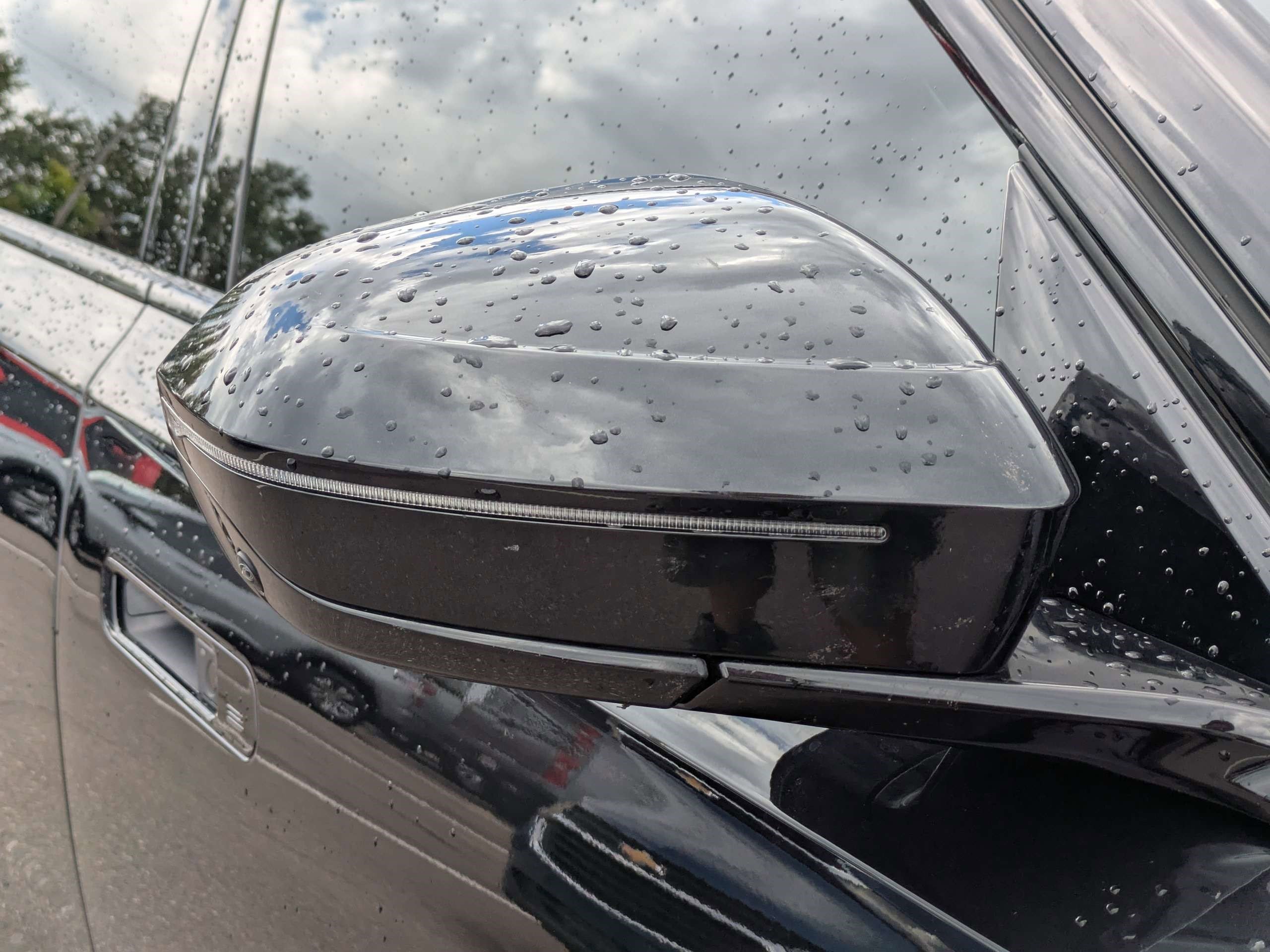 Used 2025 BMW 740i w/ Executive Package RWD image 11