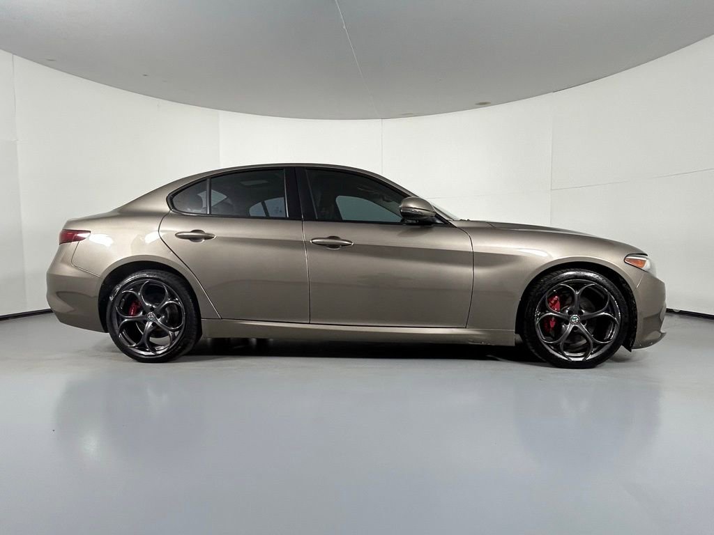 Used 2019 Alfa Romeo Giulia Ti Sport w/ Quick Order Package 22S Sport image 8