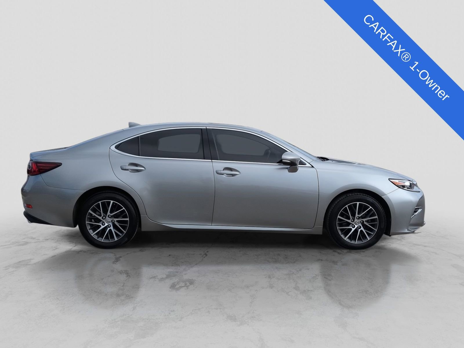 Used 2016 Lexus ES 350 w/ Premium Package w/Wood Trim image 9