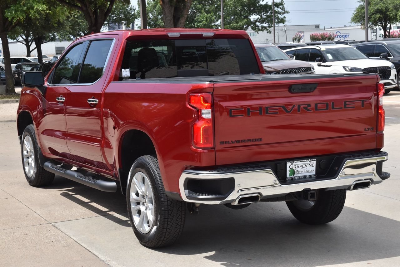 Used 2025 Chevrolet Silverado 1500 LTZ AWD/4WD image 10