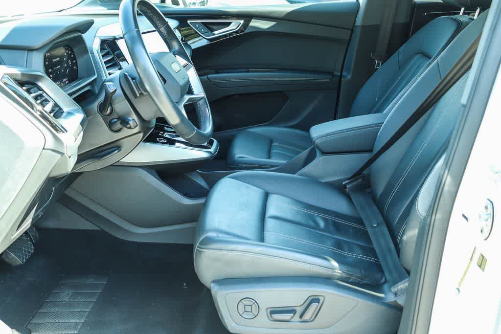 Used 2023 Audi Q4 e-tron Premium Plus RWD image 19