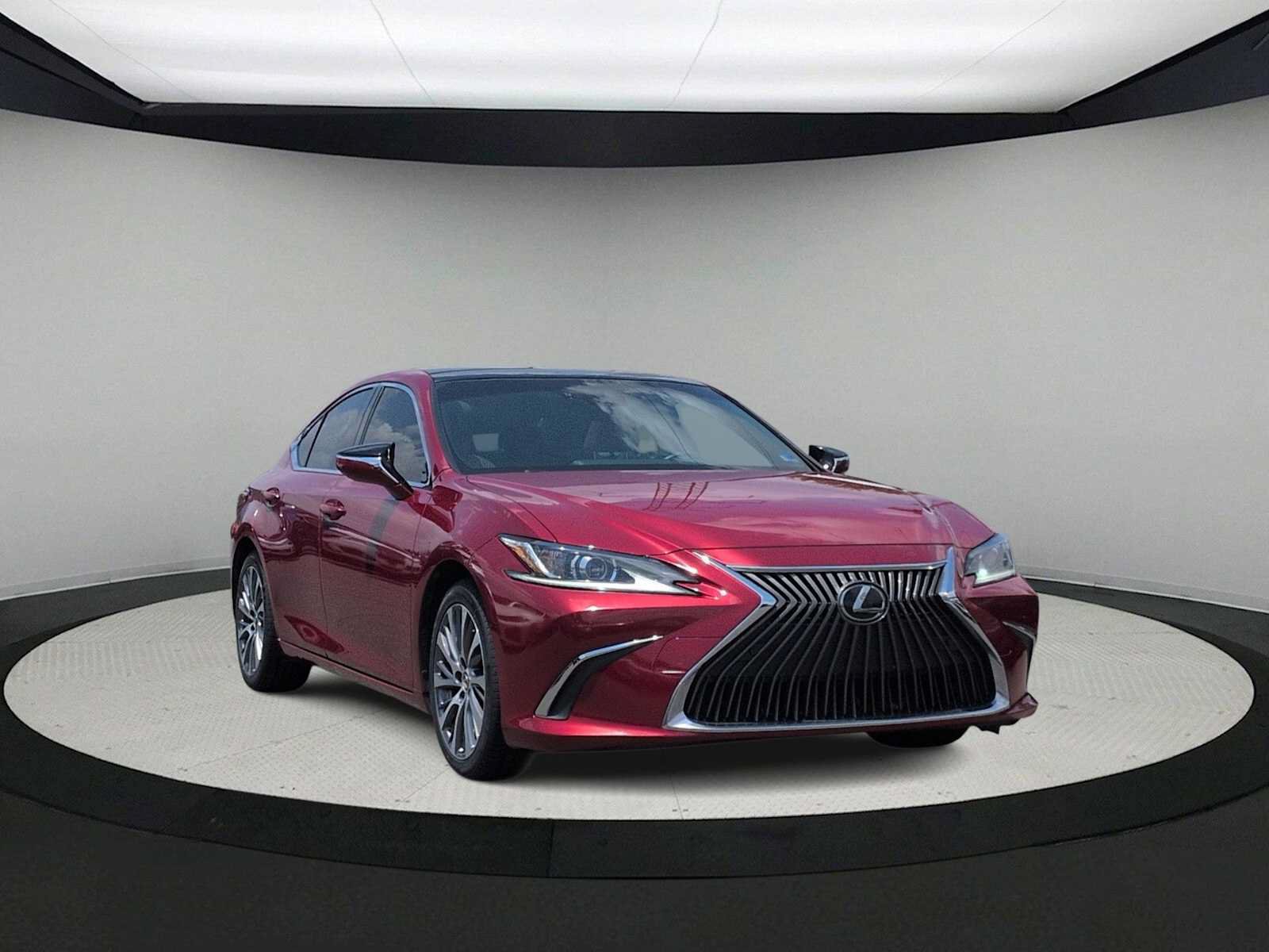 Used 2019 Lexus ES 350 w/ Premium Package FWD image 2