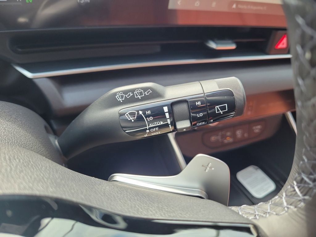 New 2026 Kia Carnival SX FWD image 30