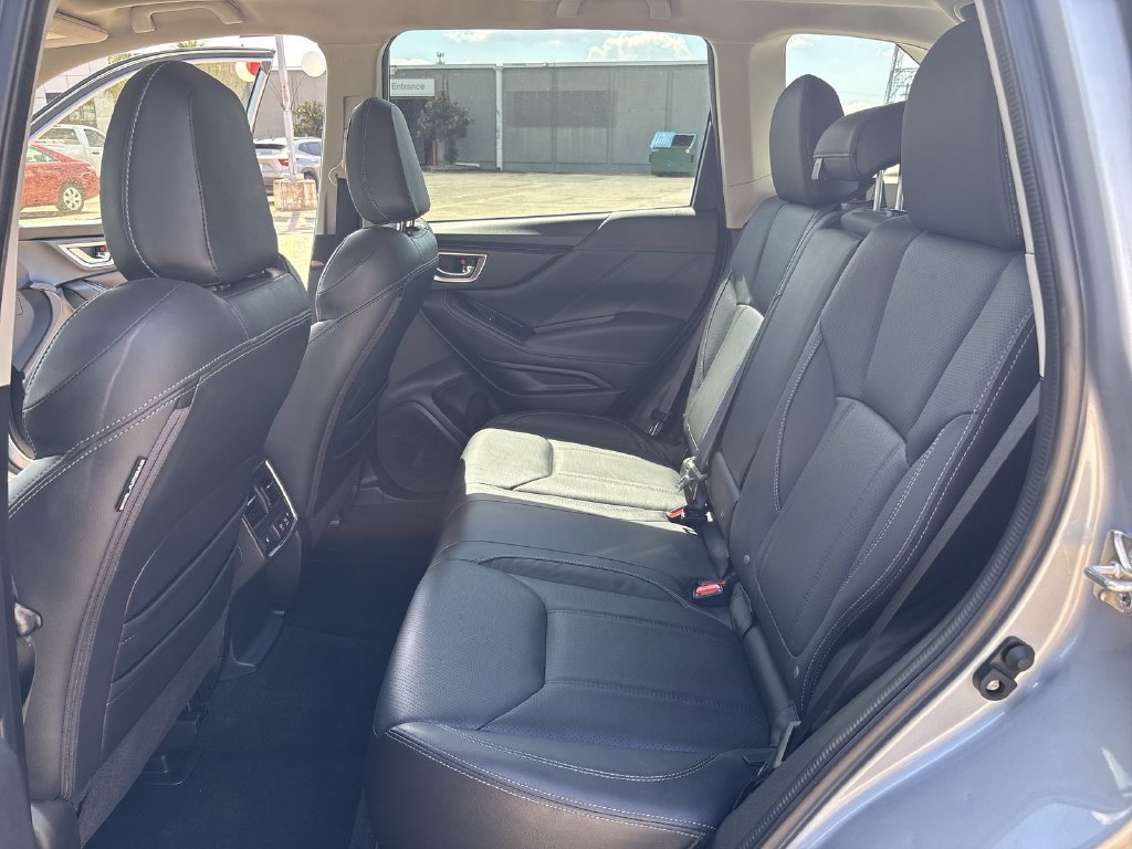 Used 2023 Subaru Forester Touring AWD/4WD image 29
