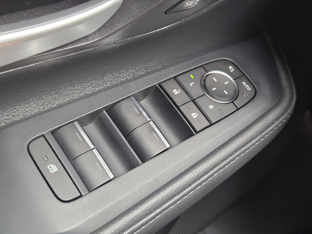 Used 2024 Toyota Grand Highlander Limited image 32