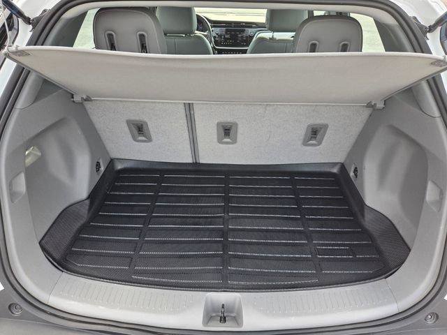 Used 2023 Chevrolet Bolt EUV Premier w/ Sun & Sound Package FWD image 13