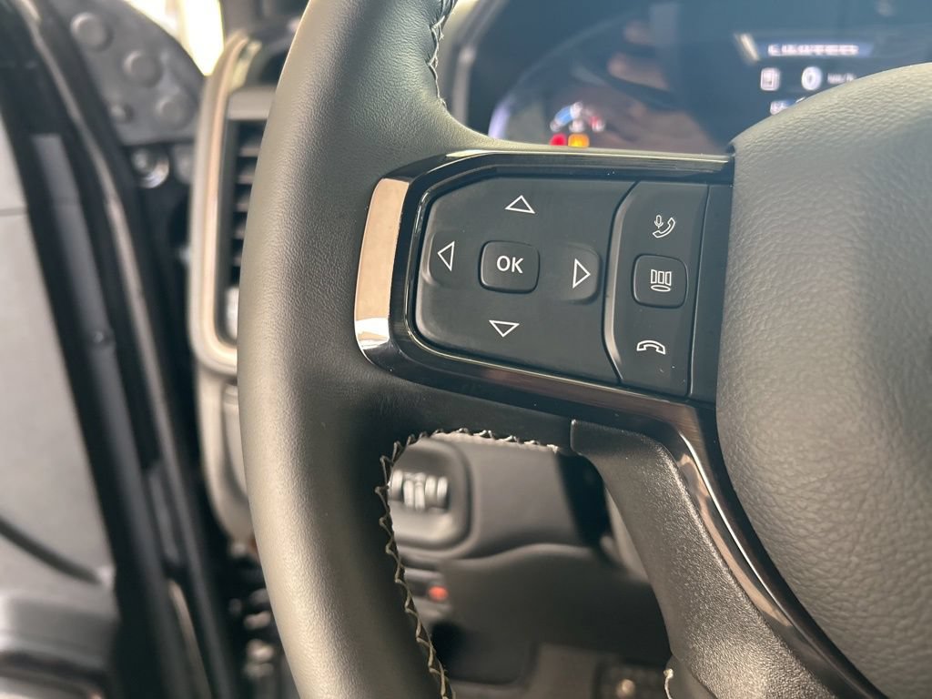 Used 2025 RAM 2500 Limited AWD/4WD image 66
