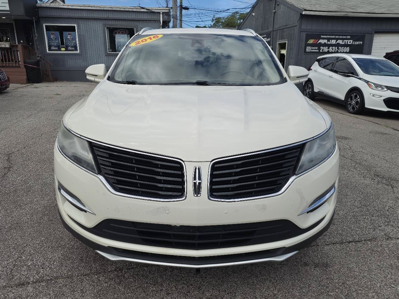 Used 2016 Lincoln MKC Black Label w/ Lincoln MKC Climate Package AWD/4WD image 2