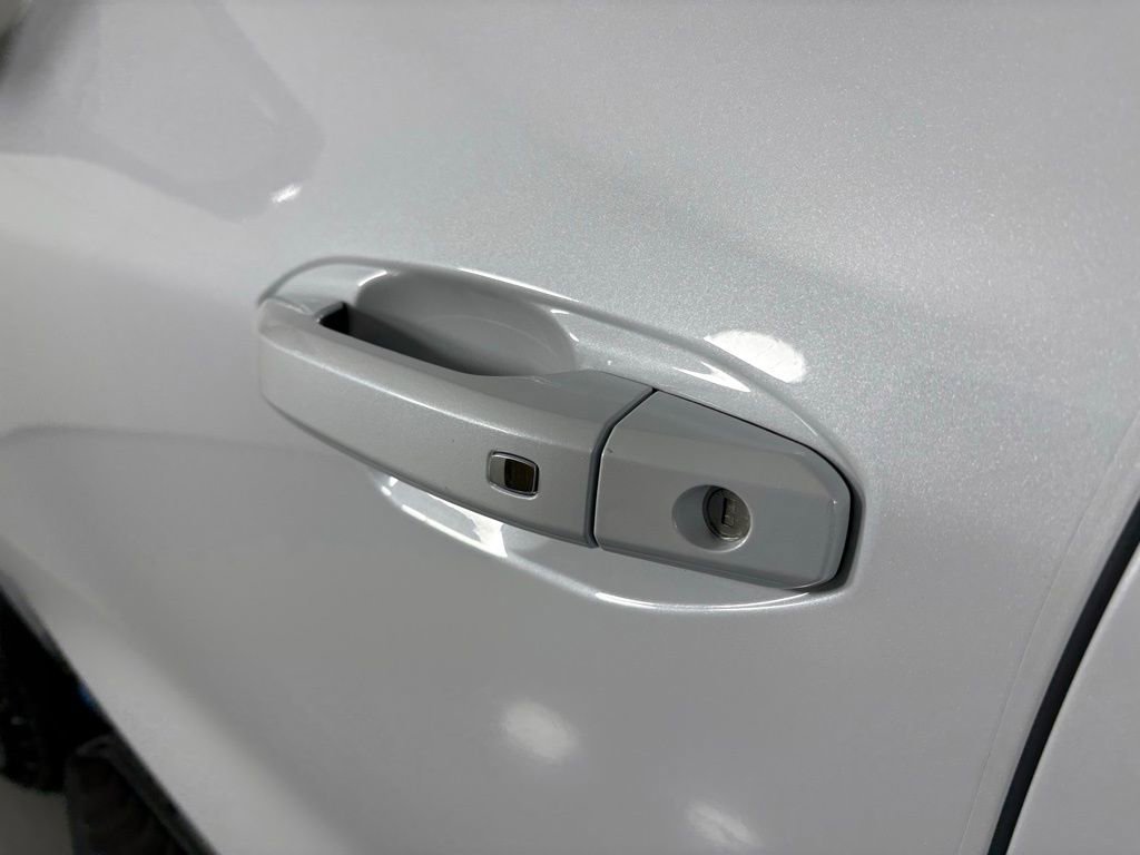 New 2026 Chevrolet Silverado EV Trail Boss image 18