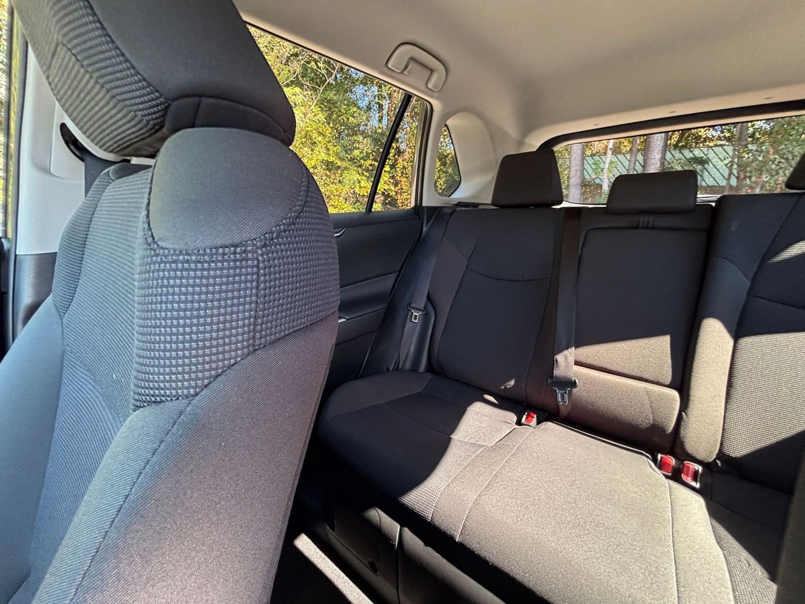 Used 2025 Toyota RAV4 LE image 39