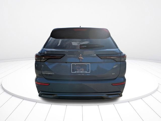 New 2026 Mitsubishi Outlander SE image 5