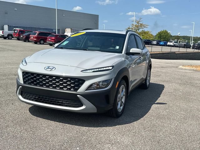 Used 2022 Hyundai Kona SEL w/ Convenience Package FWD image 8