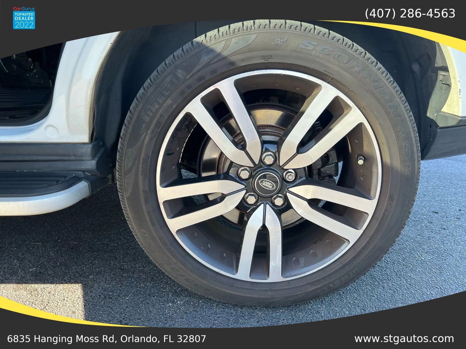 Used 2016 Land Rover LR4 HSE Silver Edition AWD/4WD image 24