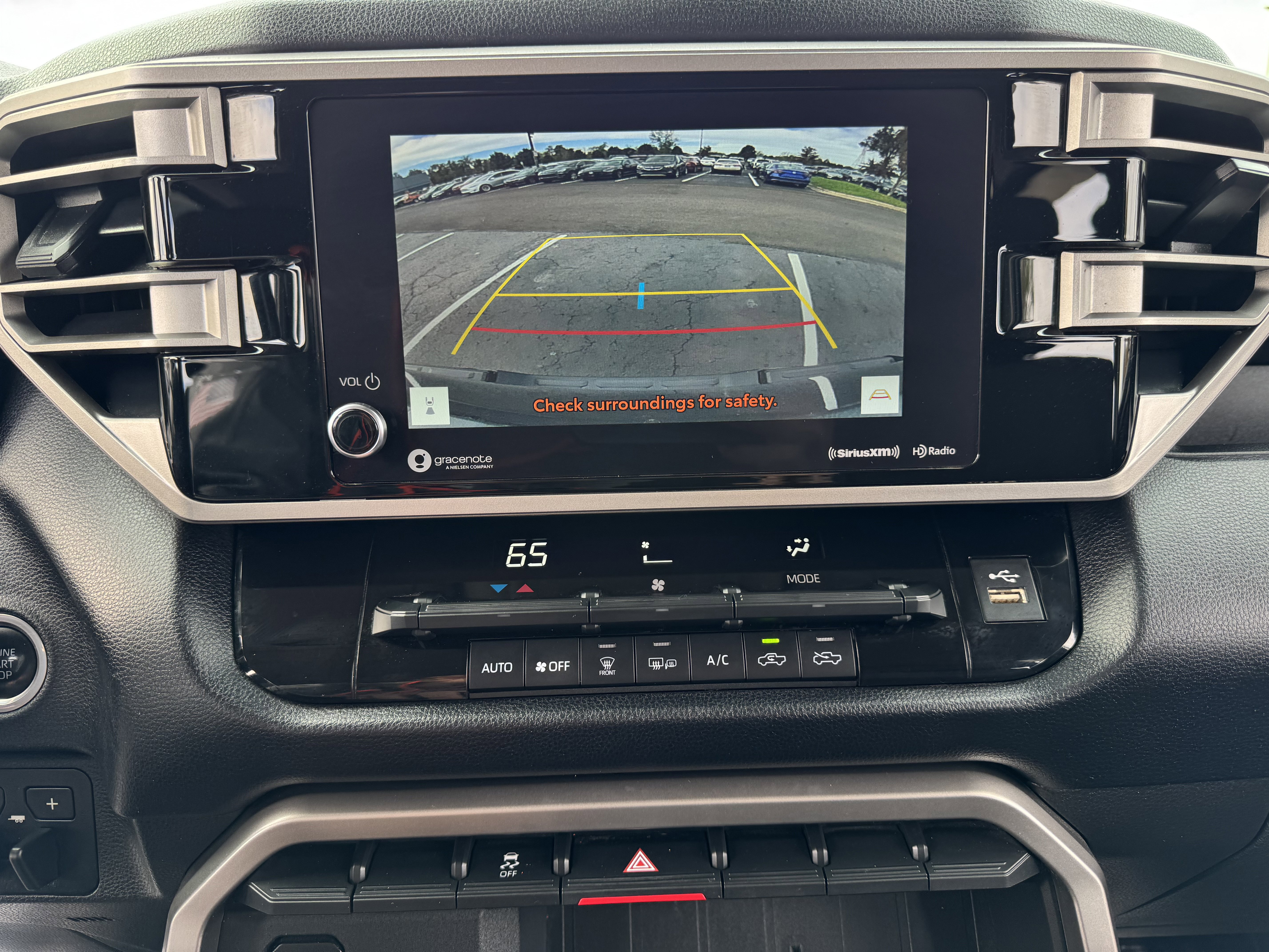 Used 2022 Toyota Tundra SR5 w/ SR5 Convenience Package image 23