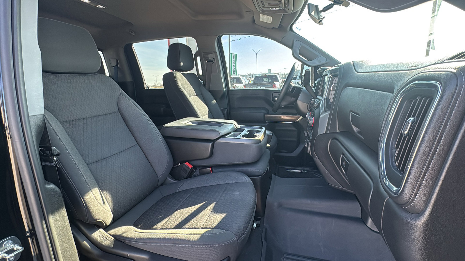 Used 2023 Chevrolet Silverado 2500 LT w/ Convenience Package image 30