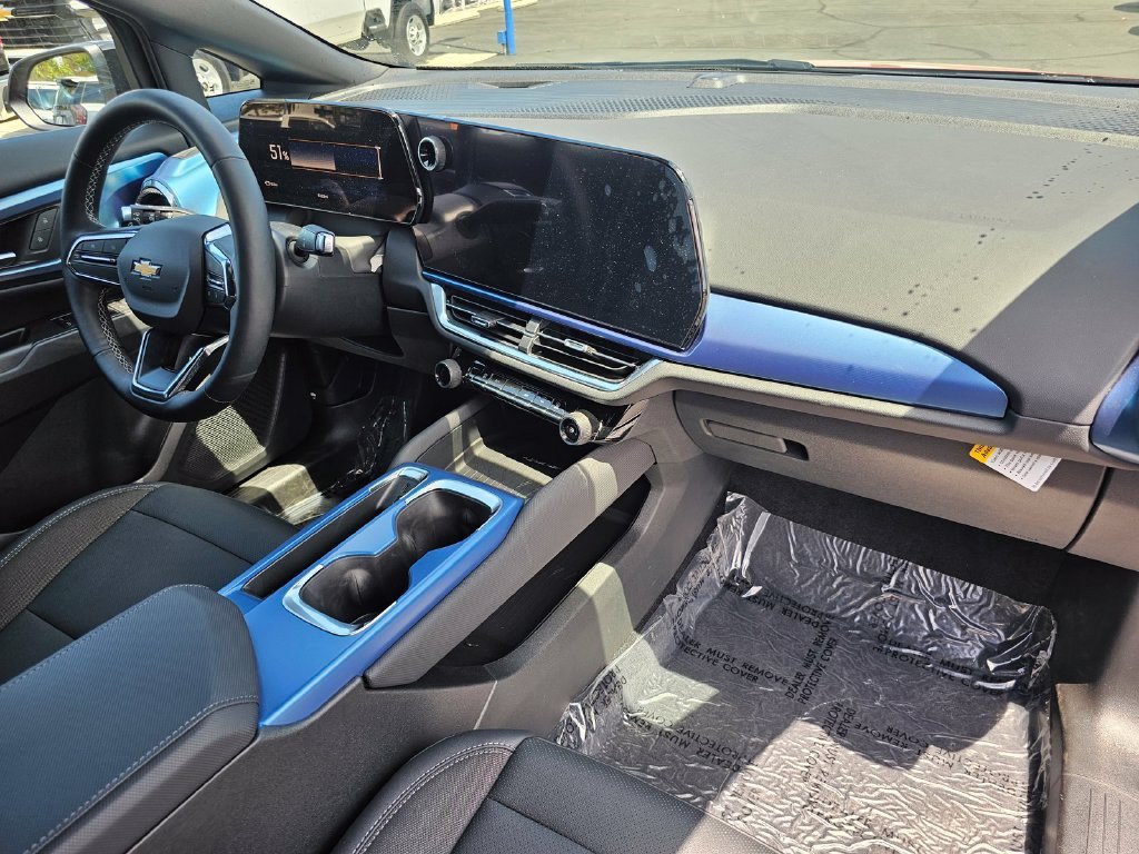 New 2026 Chevrolet Equinox EV LT FWD image 9